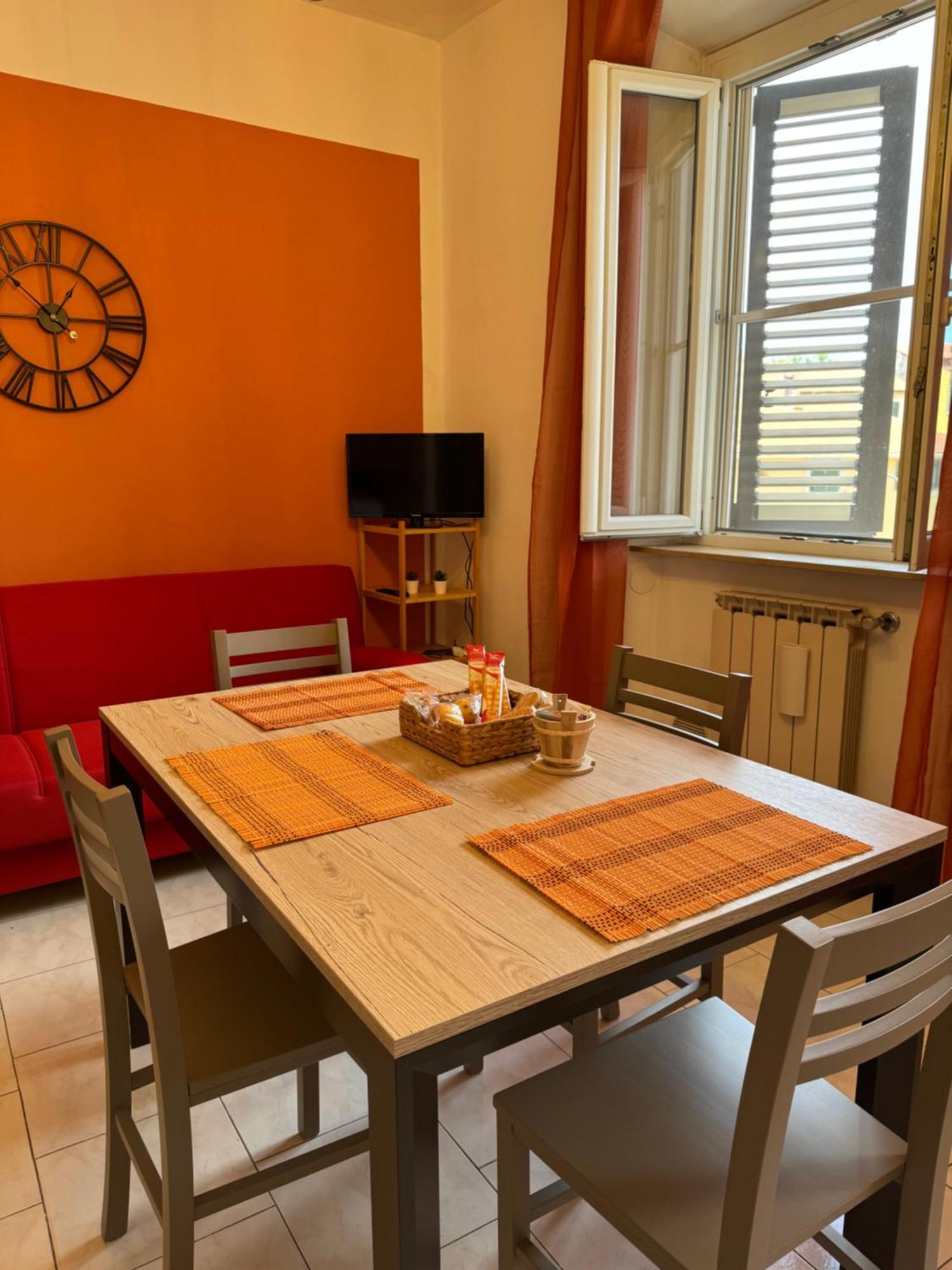 Colben Tuscany Home - Il Mare Dalla Finestra Nell'Atmosfera Tipica Livornese Livorno Buitenkant foto